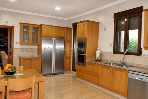 Villa i Bufali, Valencia, Bufali - € 450.000 | Ref: PNVL2179 - foto 8